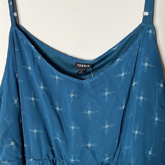 TORRID Women’s Blue White Midi Chiffon Pleated Dress Size 4. ((B4)) - Picture 7 of 13